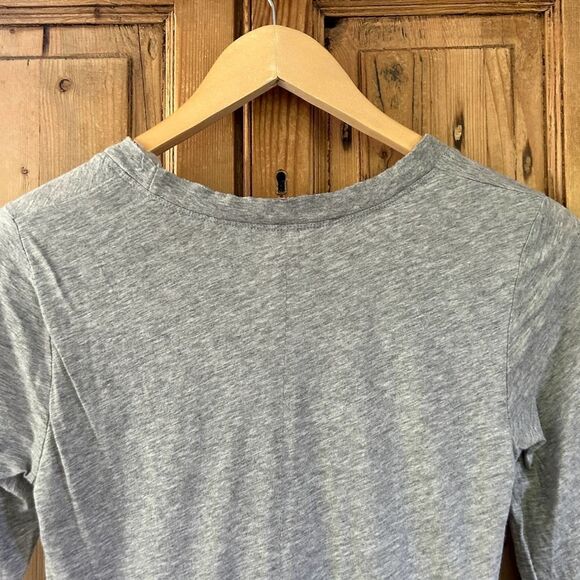Lavender Label by Vera Wang XS Gray Long Sleeve Tee Silk Details - Picture 7 of 10
